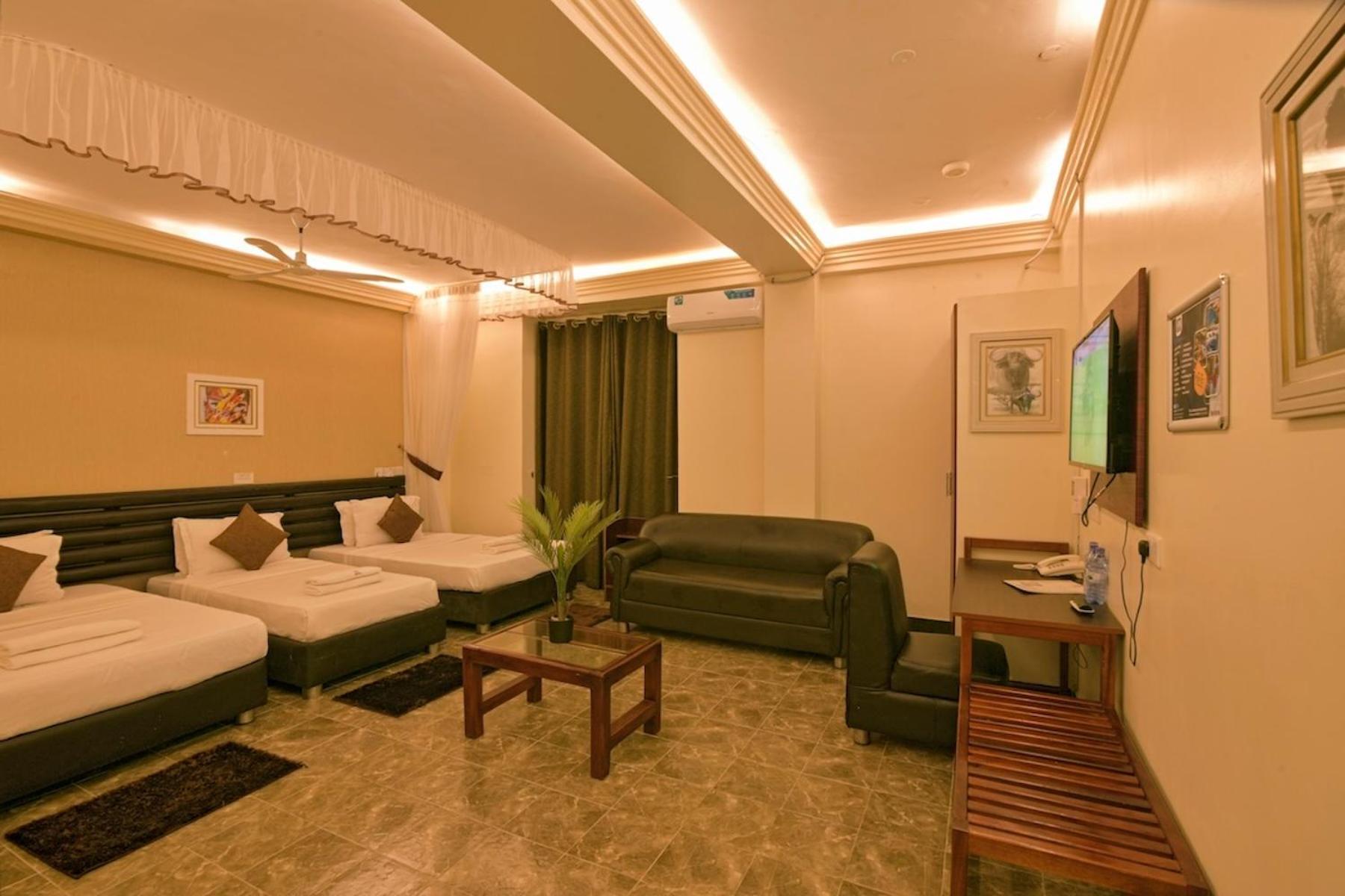 Hoima Buffalo Hotel & Business Hub Ltd Экстерьер фото